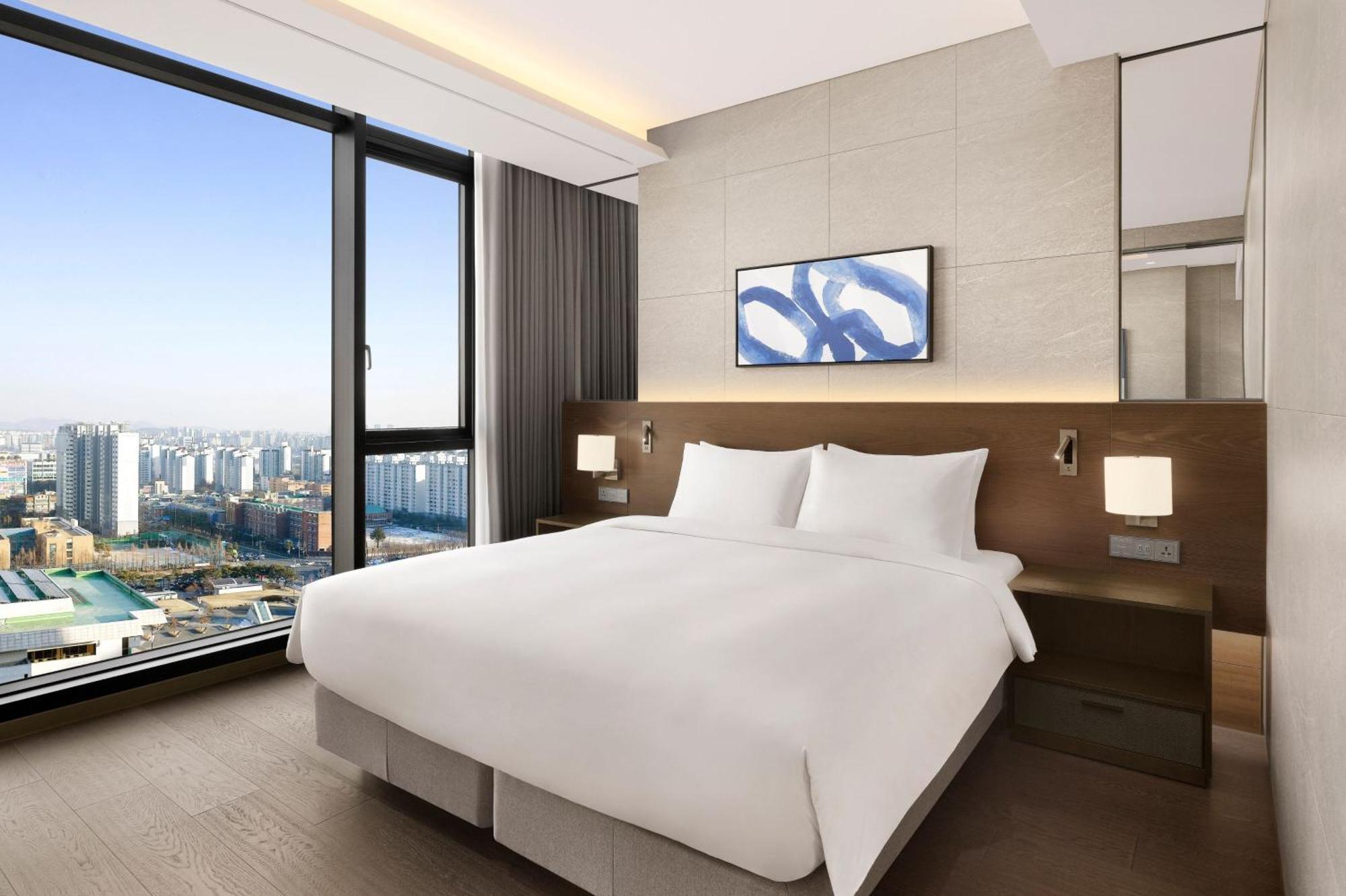 Four Points By Sheraton Сувон Экстерьер фото