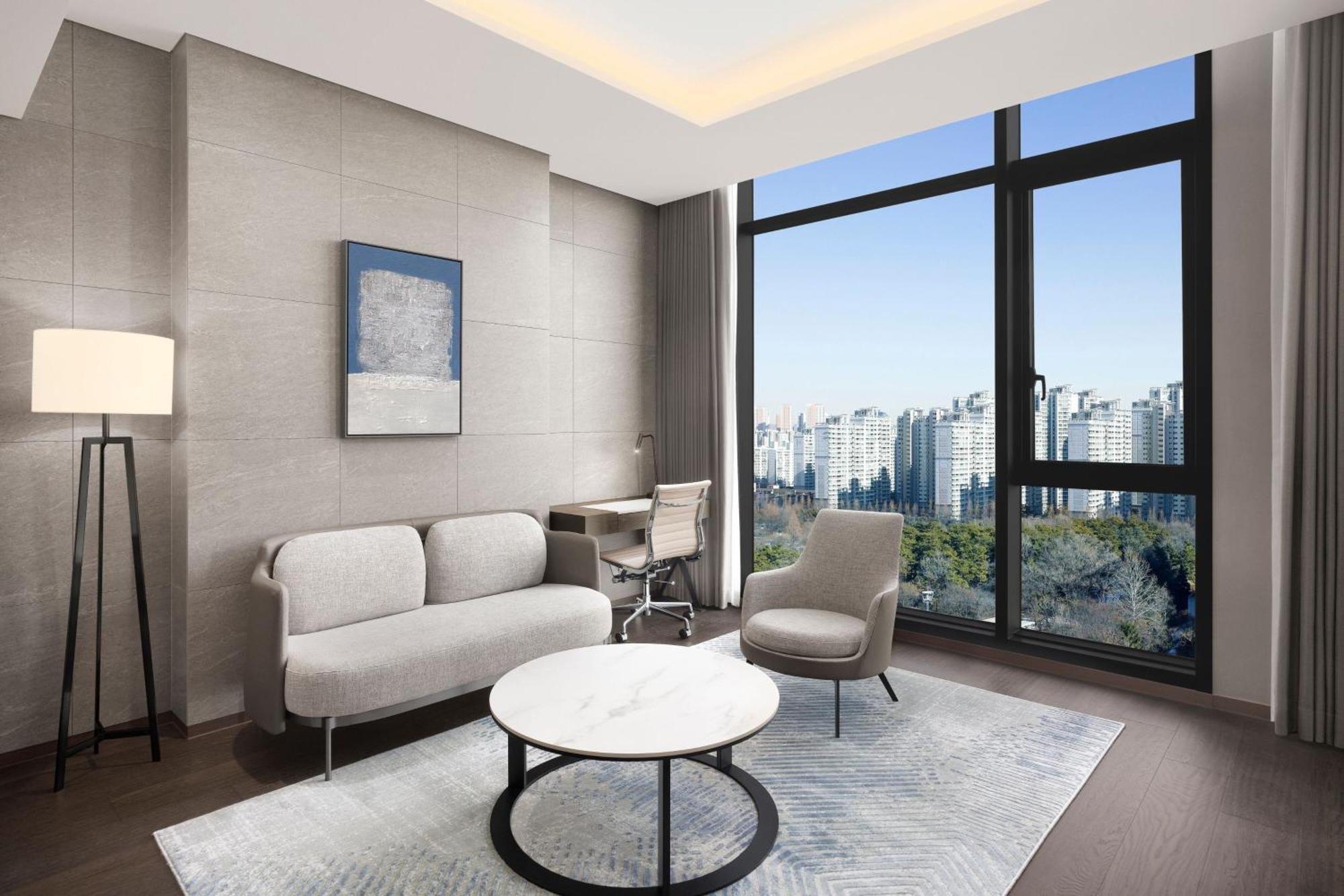 Four Points By Sheraton Сувон Экстерьер фото