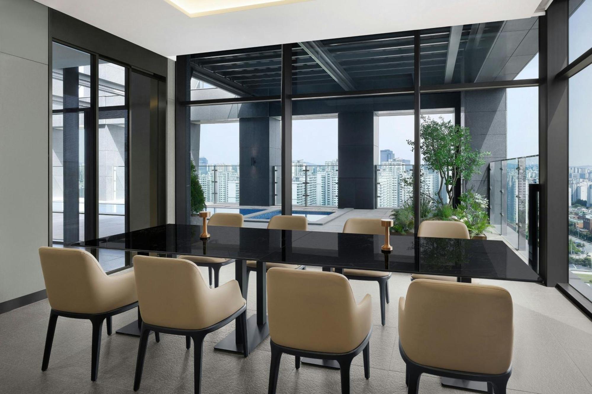 Four Points By Sheraton Сувон Экстерьер фото